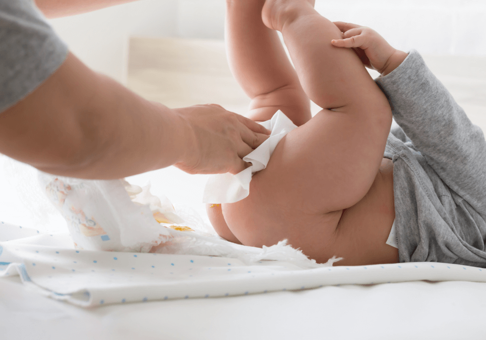 babies poop smells like vinegar